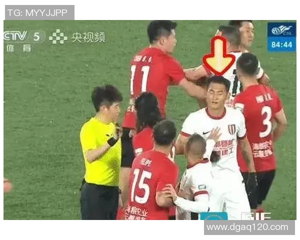 弗拉门戈即将签约雅尔丁接替费利佩任主帅为期两年
